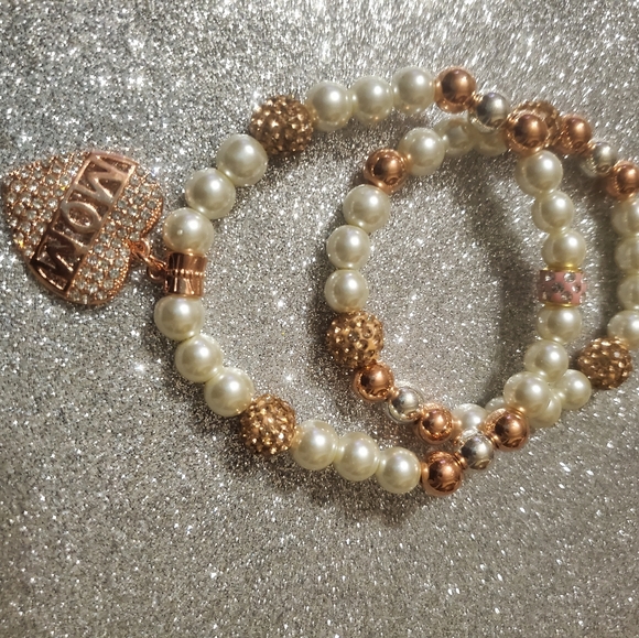 BEAUTIFUL MOM BEADED CREAM & ROSE GOLD DOUBLE BRACELETS SET. - Picture 6 of 15